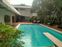 在Ekkamai BTS, Phra Khanong出租的5 卧室 别墅, Khlong Tan Nuea