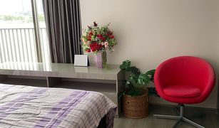 2 Bedrooms Condo for sale in Bang Kraso, Nonthaburi The Politan Breeze