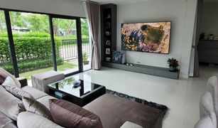 4 chambres Maison a vendre à Don Mueang, Bangkok 