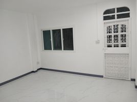 2 Schlafzimmer Reihenhaus zu verkaufen im Thitiporn 2, Saphan Sung