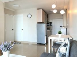 1 Bedroom Condo for rent at Thonglor Tower, Khlong Tan Nuea