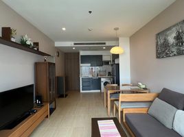 1 Bedroom Condo for sale at Noble Refine, Khlong Tan