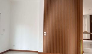 Дом, 4 спальни на продажу в Катху, Пхукет Phanason Private Home (Kathu)