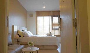 Studio Condo for sale in Bang Kapi, Bangkok Life Asoke