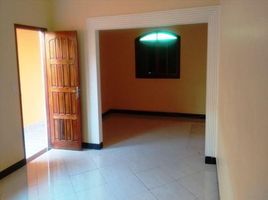 2 Schlafzimmer Villa zu vermieten im Guilhermina, Sao Vicente, Sao Vicente