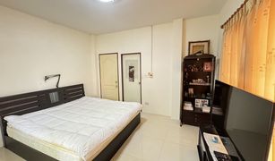 Nong Pla Mo, Saraburi Wanlapa 2 တွင် 3 အိပ်ခန်းများ အိမ် ရောင်းရန်အတွက်
