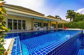 3 bedroom Villa for sale in Prachuap Khiri Khan, Thailand