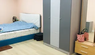 Studio Condo for sale in Sam Sen Nai, Bangkok Family Condominium