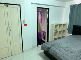2 Bedroom Condo for sale at Century Park Condominium, Chomphon, Chatuchak