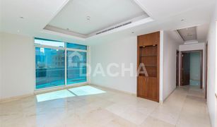 Квартира, 2 спальни на продажу в Marina View, Дубай Orra Harbour Residences