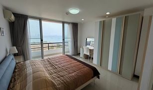 3 Bedrooms Condo for sale in Surasak, Pattaya Rama Harbour View