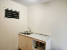 Студия Кондо на продажу в Lumpini Condo Town Rattanathibet, Bang Kraso, Mueang Nonthaburi, Нонтабури