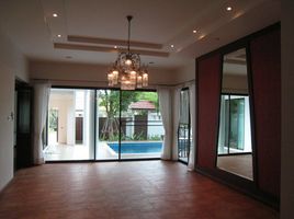 4 Schlafzimmer Villa zu vermieten in Bangkok Hospital, Bang Kapi, Bang Kapi