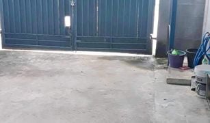 Таунхаус, 2 спальни на продажу в Bang Chan, Бангкок Romthip Park