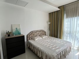 2 Bedroom Apartment for rent at The Sanctuary Wong Amat, Na Kluea