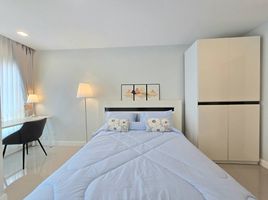 1 Bedroom Condo for sale at Casa Till, Chang Phueak