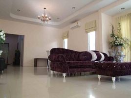 3 Schlafzimmer Villa zu verkaufen im Chokchai Garden Home 3, Nong Prue, Pattaya, Chon Buri