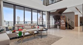 Luxurious Serviced Penthouse for Lease in BKK1の利用可能物件