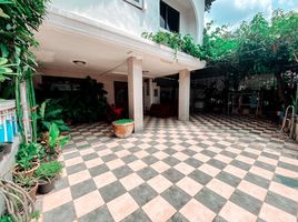 7 Bedroom Villa for sale in Chantharakasem, Chatuchak, Chantharakasem
