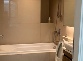 1 Bedroom Condo for rent at Vtara Sukhumvit 36, Khlong Tan