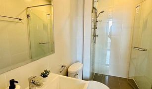 2 Bedrooms Condo for sale in Wong Sawang, Bangkok Metro Sky Prachachuen