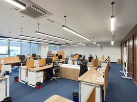 1,430 m² Office for rent at G Tower, Huai Khwang