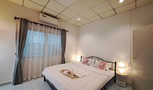 2 Bedrooms Townhouse for sale in Wichit, Phuket Baan Maneekram-Jomthong Thani