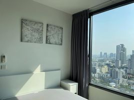 1 Schlafzimmer Wohnung zu vermieten im Edge Sukhumvit 23, Khlong Toei Nuea