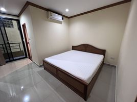 3 спален Кондо в аренду в Promsak Mansion, Khlong Tan Nuea, Щаттхана