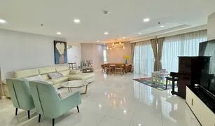 曼谷 辉煌 Belle Grand Rama 9 4 卧室 顶层公寓 售 