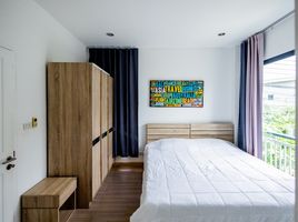 2 Schlafzimmer Reihenhaus zu verkaufen im East Bangtao Ville, Thep Krasattri