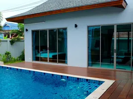 2 Bedroom House for sale in Chalong Pier, Chalong, Rawai