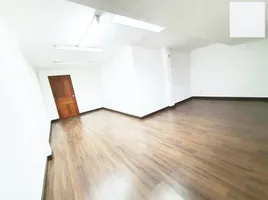 400 кв.м. Office for sale in Банг Пхлат, Бангкок, Bang Bamru, Банг Пхлат