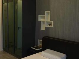 1 Bedroom Apartment for sale at The Room Sukhumvit 69, Phra Khanong Nuea