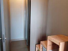 Studio Condo for rent at The Esse at Singha Complex, Bang Kapi