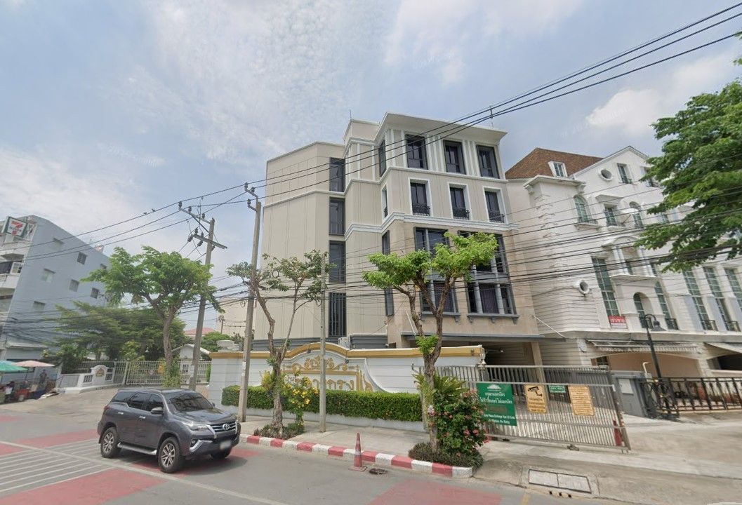 Baan Klangkung Chalamnimit