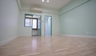 Studio Wohnung zu verkaufen in Suan Yai, Nonthaburi Rompho Condominium