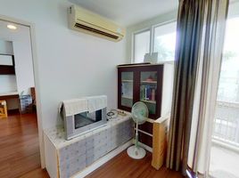 1 Bedroom Apartment for sale at D65 Condominium, Phra Khanong Nuea