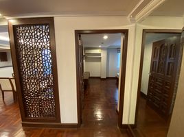 3 Schlafzimmer Wohnung zu vermieten im Ploenruedee Residence, Lumphini