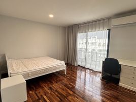 3 Schlafzimmer Wohnung zu vermieten im Kiarti Thanee City Mansion, Khlong Toei Nuea