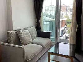 Студия Кондо в аренду в The Crest Sukhumvit 49, Khlong Tan Nuea