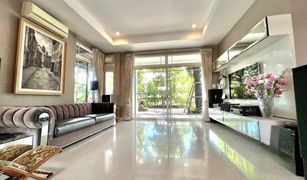 4 Bedrooms House for sale in O Ngoen, Bangkok Mantana Lake Watcharapol