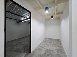 220 m² Office for rent in Hua Mak ARL, Suan Luang, Suan Luang
