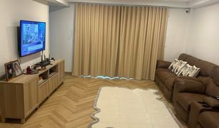 Таунхаус, 3 спальни на продажу в Suan Luang, Бангкок Q Prime Sukhumvit77