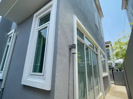 3 Bedroom House for sale in Hariphunchai National Museum, Nai Mueang, Nai Mueang