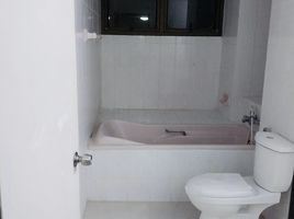 1 Schlafzimmer Appartement zu verkaufen im Royal Beach Condo Hat Chao Samran, Phu Sawan, Kaeng Krachan, Phetchaburi