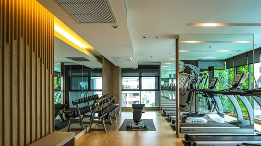 Fotos 1 of the Fitnessstudio at Lumpini Suite Dindaeng-Ratchaprarop