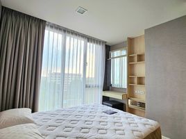 1 Schlafzimmer Wohnung zu verkaufen im Very Sukhumvit 72, Samrong Nuea