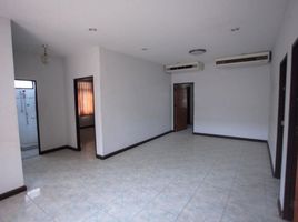 4 Bedroom House for sale in Bang Lamung Railway Station, Bang Lamung, Bang Lamung