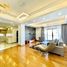 3 Schlafzimmer Appartement zu vermieten im 3Bedrooms Service Apartment In BKK1, Boeng Keng Kang Ti Muoy
